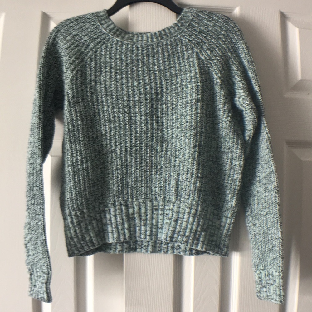 Crop sweater